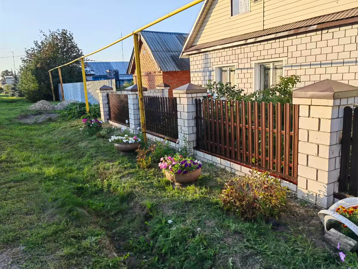 Забор из евроштакетника 10м RAL8017/8017 Шоколад двусторонний фото 2 в Санкт-Петербурге