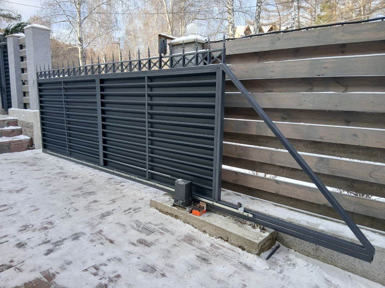 Входная группа из ламелей Хай-Тек RAL7024/7024 Серый Графит двусторонний МАТТЕ фото 23 в Санкт-Петербурге