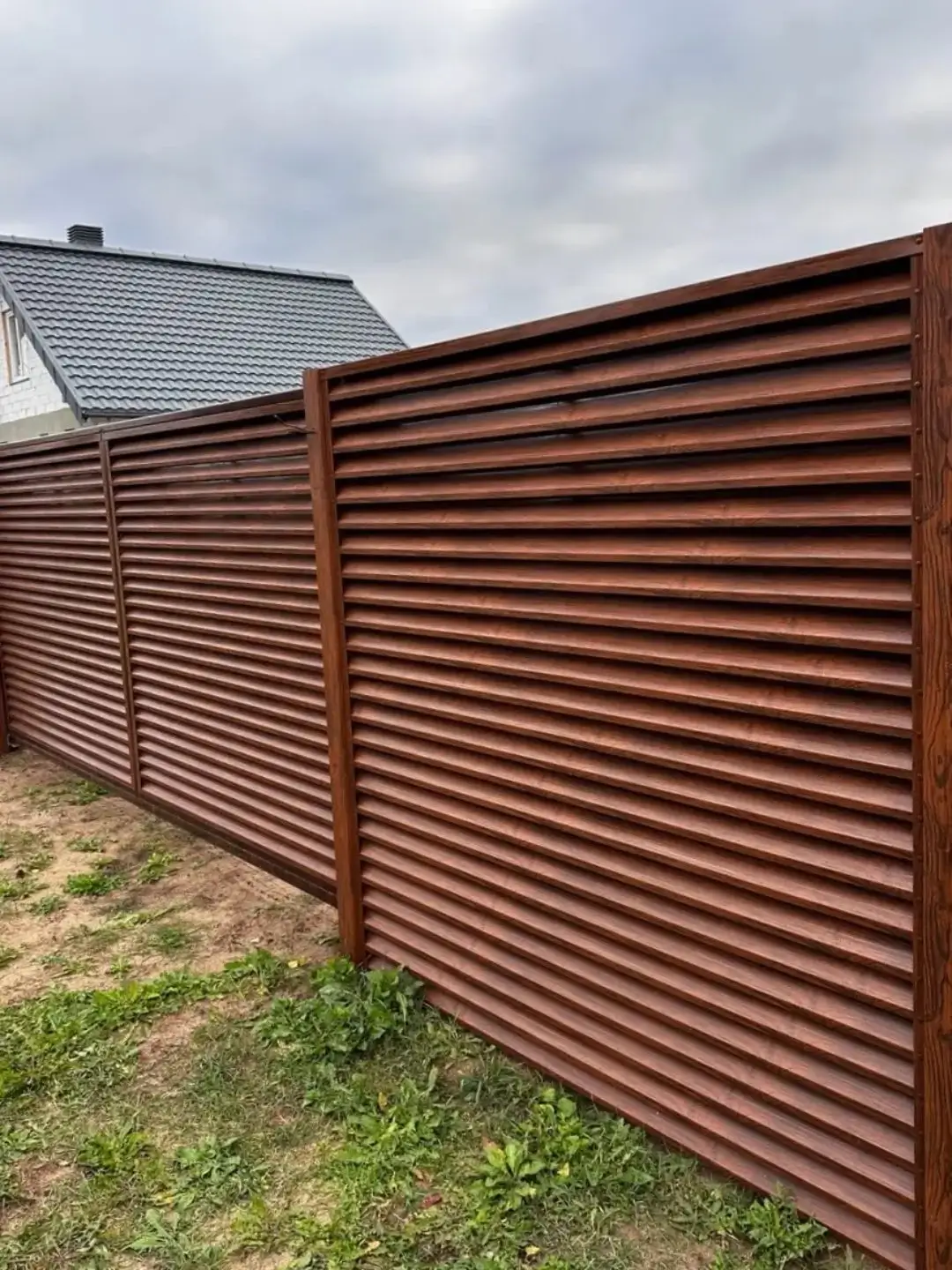 Забор-жалюзи из ламелей ЭКО-Z 58м Темный Дуб 3D Принтек фото 1 в Санкт-Петербурге