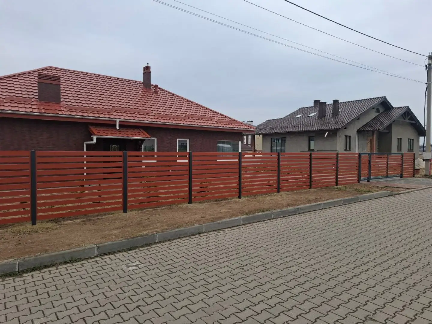 Забор-ранчо из металлопланкена 18м RAL8004 Терракотовый фото 1 в Санкт-Петербурге